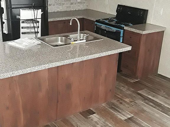 3rd image of 2495 Guava Dr