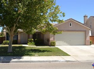2803 W Oldfield St, Lancaster, CA 93536