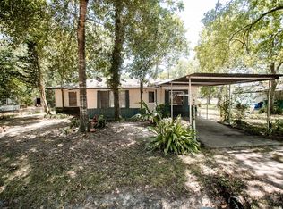 1211 Vallejo St, El Campo, TX 77437