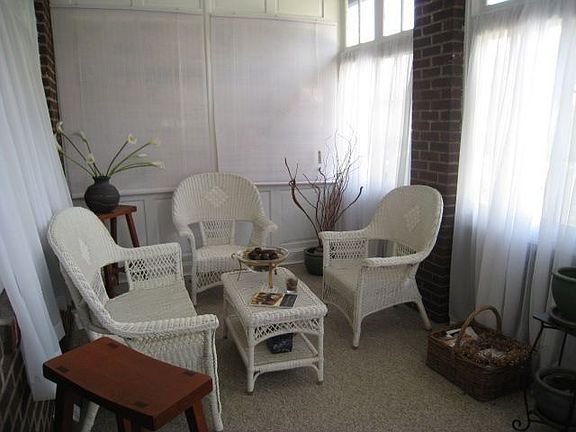 5th image of 1550 Powell St