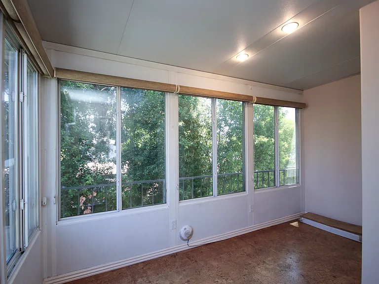 874 S Marengo Ave #10 — Photo 5