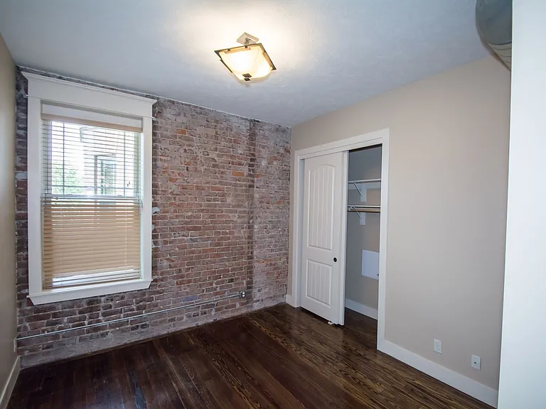 804 Park Ave — Photo 14