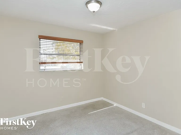 3141 SW 17th St — Photo 13