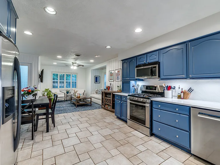 4159 Clover Ln — Photo 8