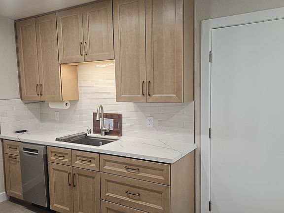 2nd image of 3779 Moddison Ave