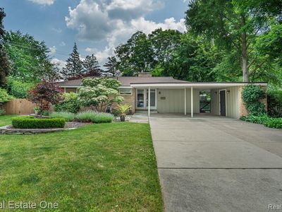 348 Charles Rd, Rochester, MI, 48307