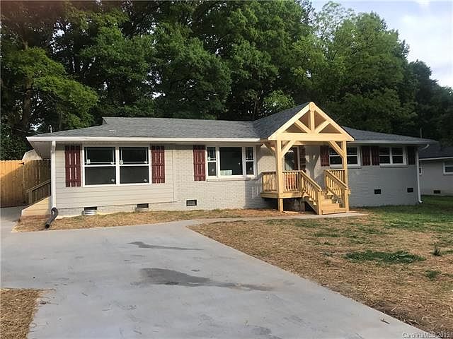 2nd image of 1748 Flynnwood Dr