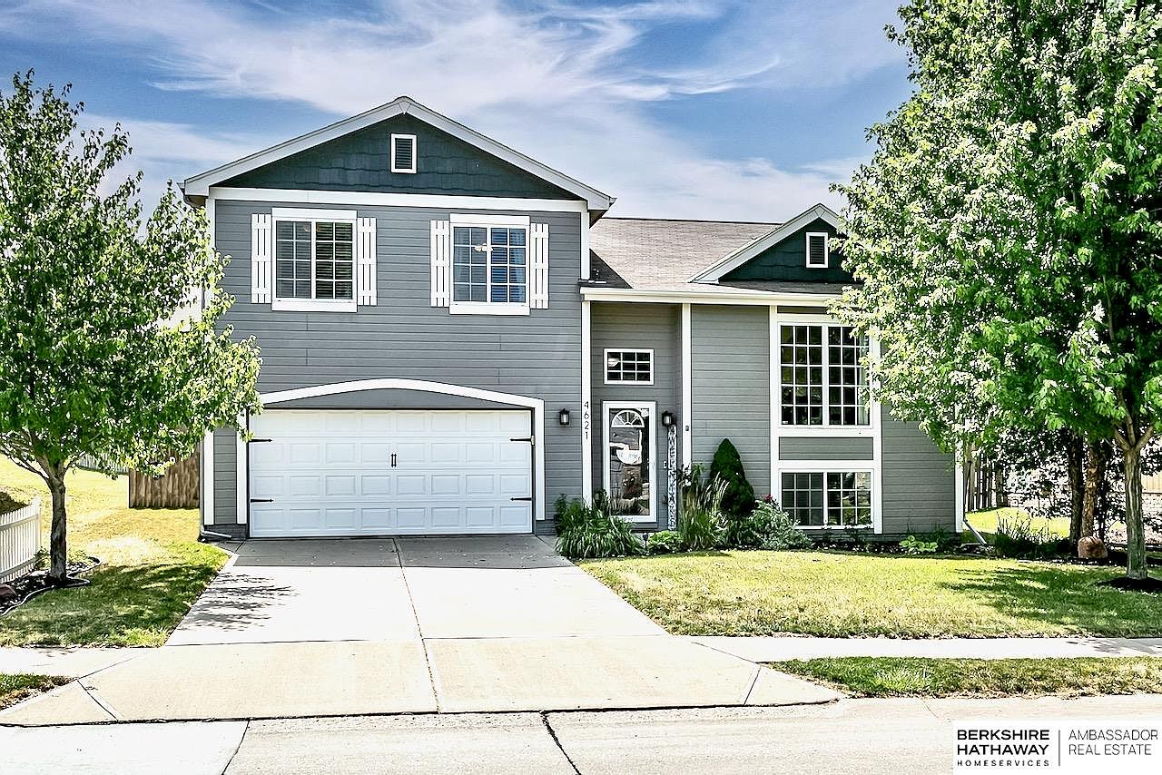4621 N 166th St, Omaha, NE 68116 Zillow
