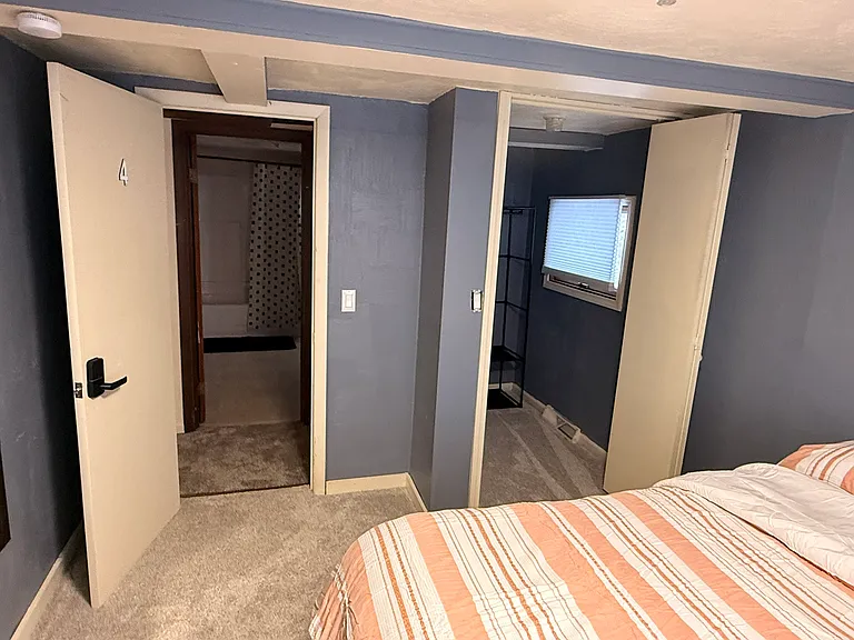 43 Park Ave #B — Photo 13