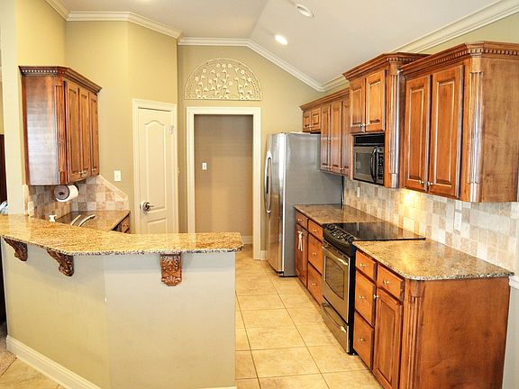 2nd image of 9021 Sundance Ln