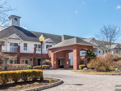 100 Ridgewood Rd APT 212, Township of Washington, NJ, 07676