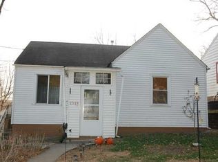 2326 Prospect Rd, Des Moines, IA 50310