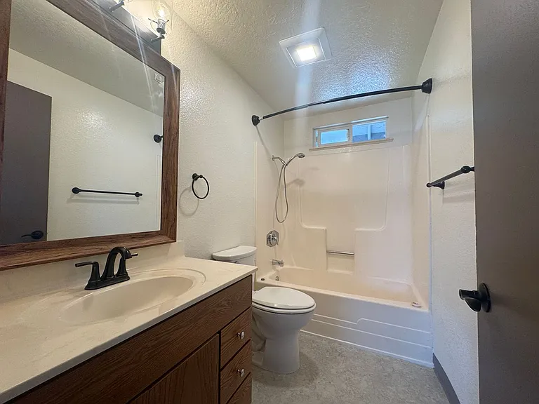 2729 California St #1-3 — Photo 10