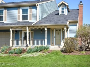 1495 Queensgreen Ct #304, Naperville, IL 60563