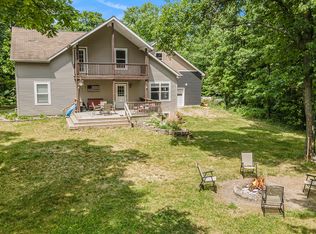 21008 Tamarack Rd, Howard City, MI 49329