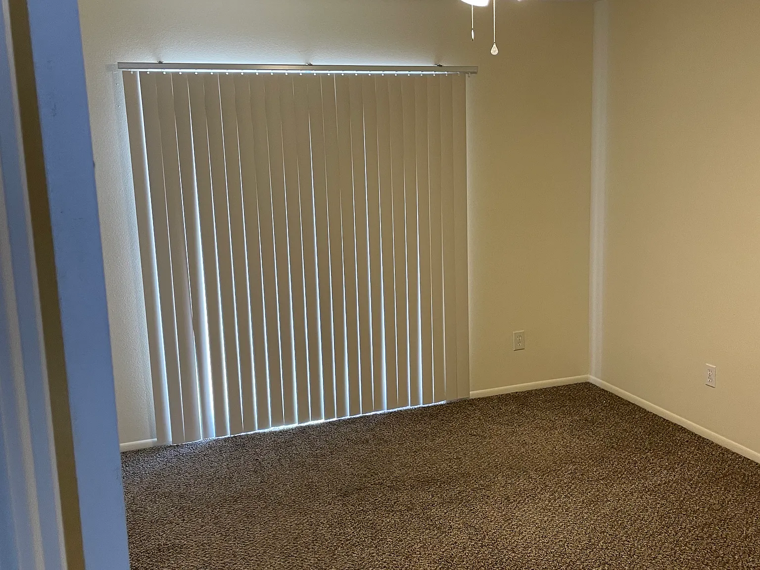 2 bed, 850 sqft, $900 — Photo 4