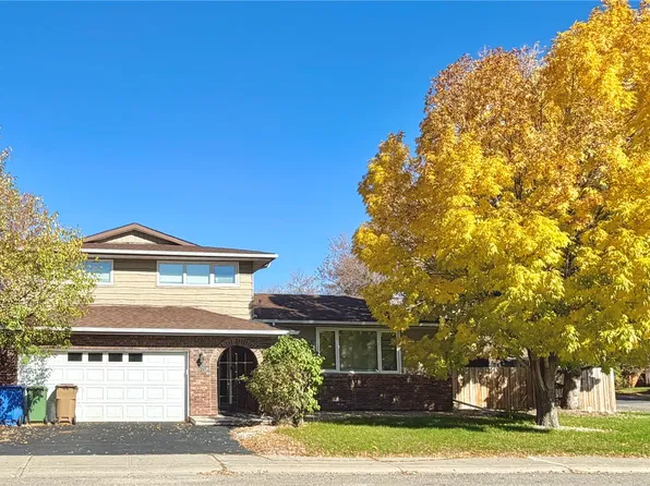 182 Lincoln Drive, Regina, SK S4S 6R5