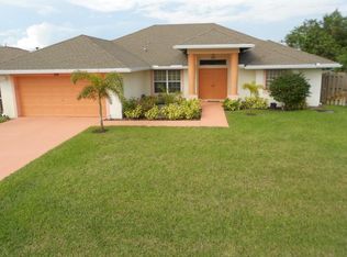 581 SW Halkell Ave, Port Saint Lucie, FL 34953