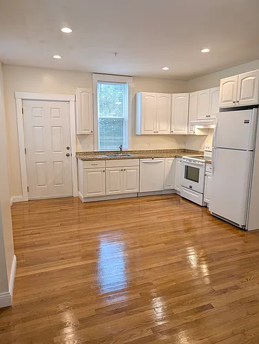28 Mount Pleasant Ave #1A Photo 1 28 Mount Pleasant Ave #1A Photo 1