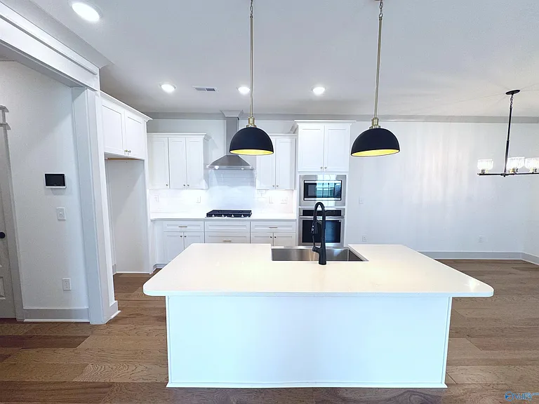 634 Town Madison Blvd — Photo 20