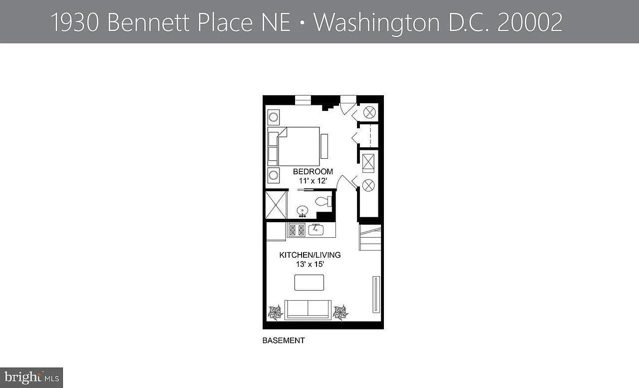 1930 Bennett Pl NE photo 1