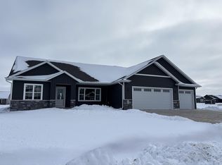 N9262 Anton Ct, Appleton, WI 54915