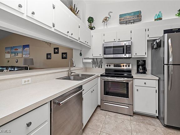 5th image of 12144 SW Egret Cir APT 1007