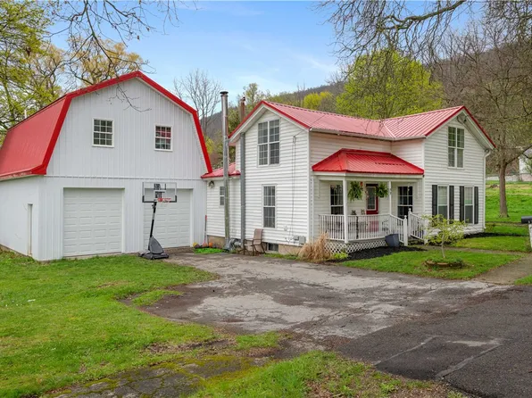 59 Liberty St, Dansville, NY 14437