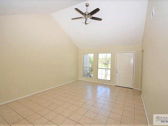 2nd image of 2006 Vista Verde Cir E #13