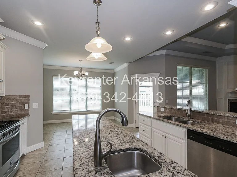 3805 Gemstone Blvd — Photo 10