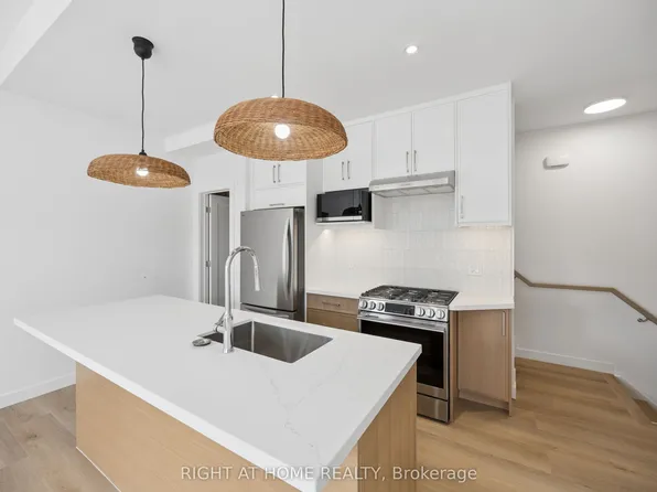 91 Barton Ave, Toronto, ON