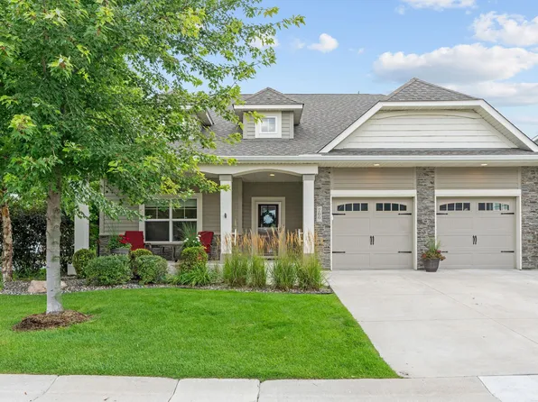 700 Somerwood Way, Waconia, MN 55387