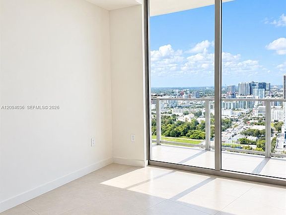 5th image of 1400 Biscayne Blvd #2907