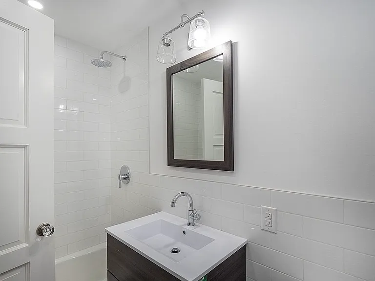 316 W 138th St #1 — Photo 11