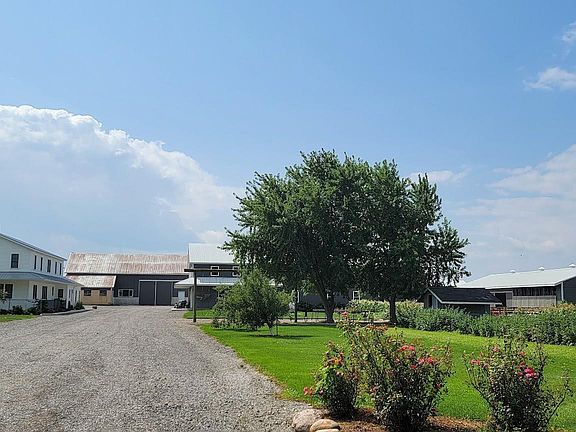 2nd image of 7950 County Road 60