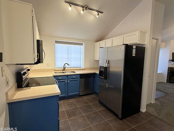 4th image of 921 W University Dr Unit 1210