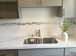 Apartments at 10623 S Budlong, Los Angeles, CA 90044