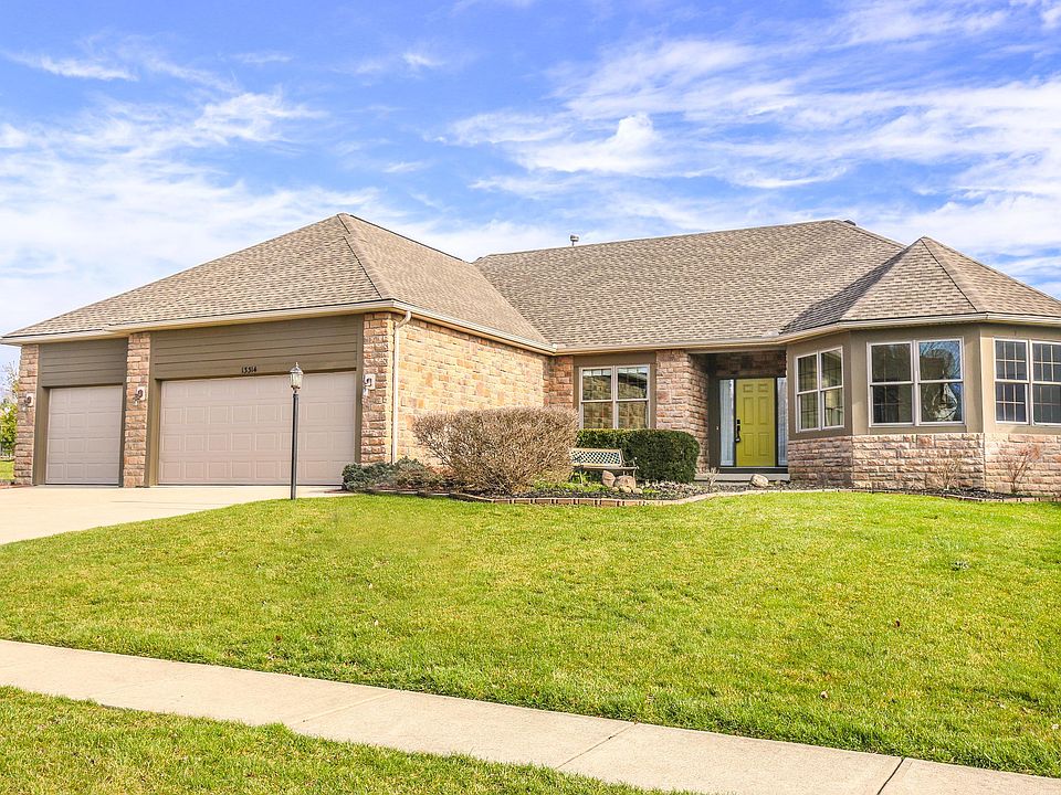 1st image of 13314 Silverbrook Dr