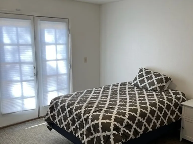 2427 Cherrywood Ct — Photo 8