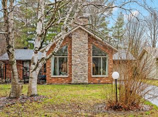 33 Rutherford Cres, Ottawa, ON K2K1N1