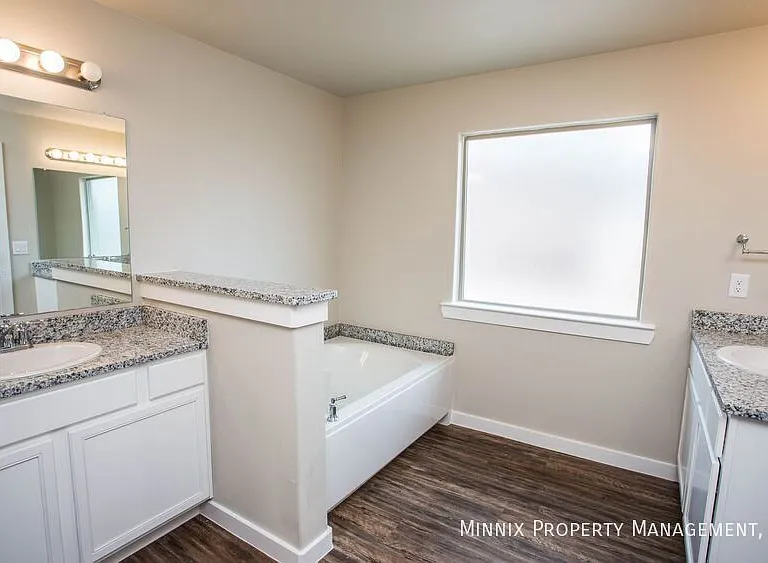 2150 Kirksey Ave — Photo 28