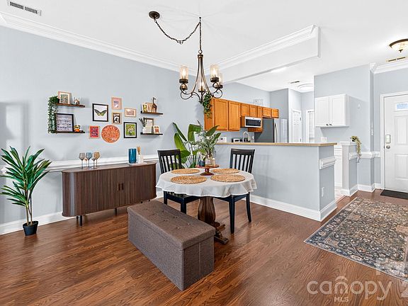 5th image of 6312 Rhodins Ln