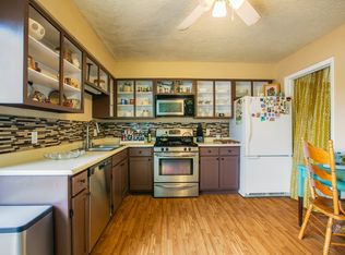 1121 Chelwood Park Blvd NE, Albuquerque, NM 87112