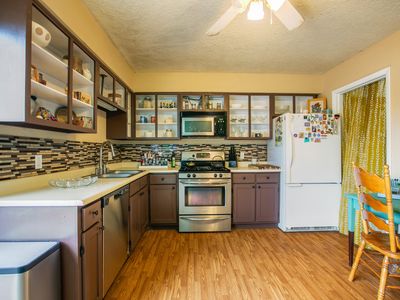 1121 Chelwood Park Blvd NE, Albuquerque, NM, 87112