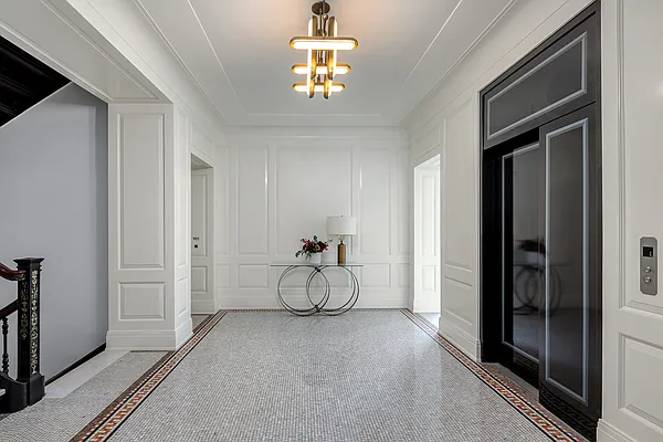 Sold by Douglas Elliman | media 15