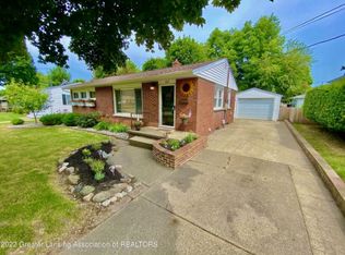 302 4th St, Charlotte, MI 48813
