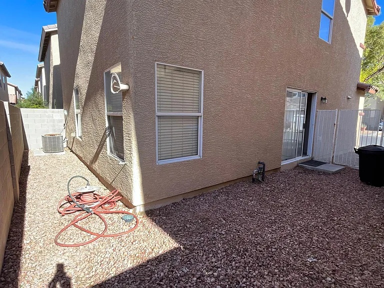 1265 Orchard View St — Photo 16