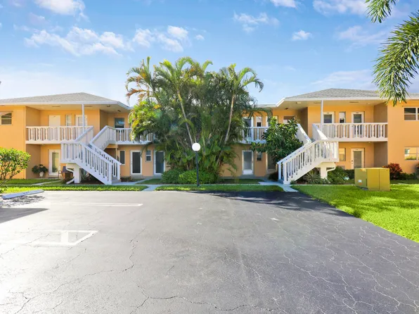 2111 NE 1st Court #104, Boynton Beach, FL 33435