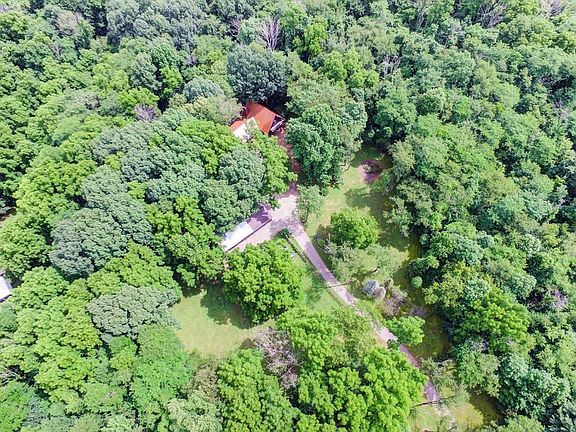 2nd image of 3621 Township Road 161