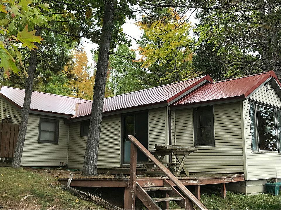 2nd image of 21535 Siskiwit Shores Dr